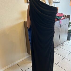 Elegant Black Evening Dress
